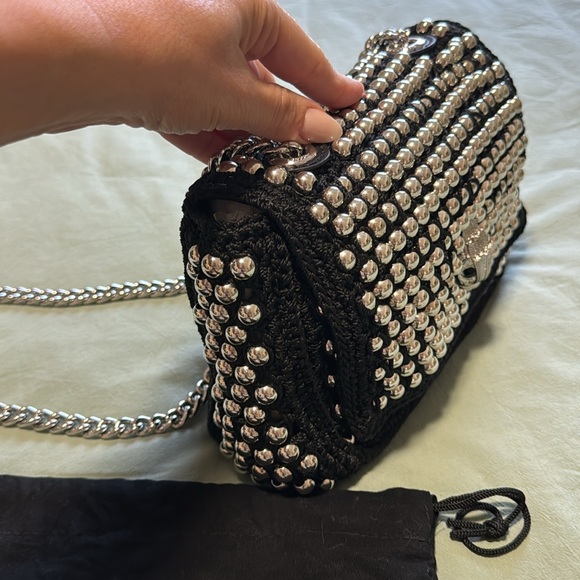 Kurt Geiger London Medium Crochet Kensington Black Silver Studs Chain Strap - Picture 5 of 10